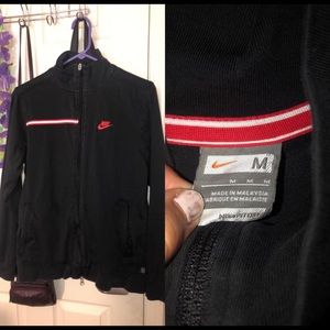nike zip up jacket